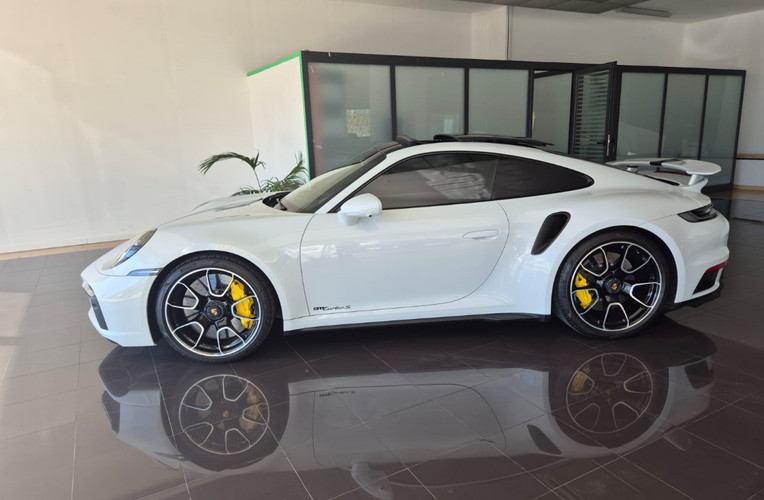 dealer showroom